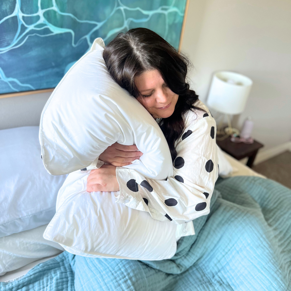 Holiday Inn® Polyester Pillow | Firm Support