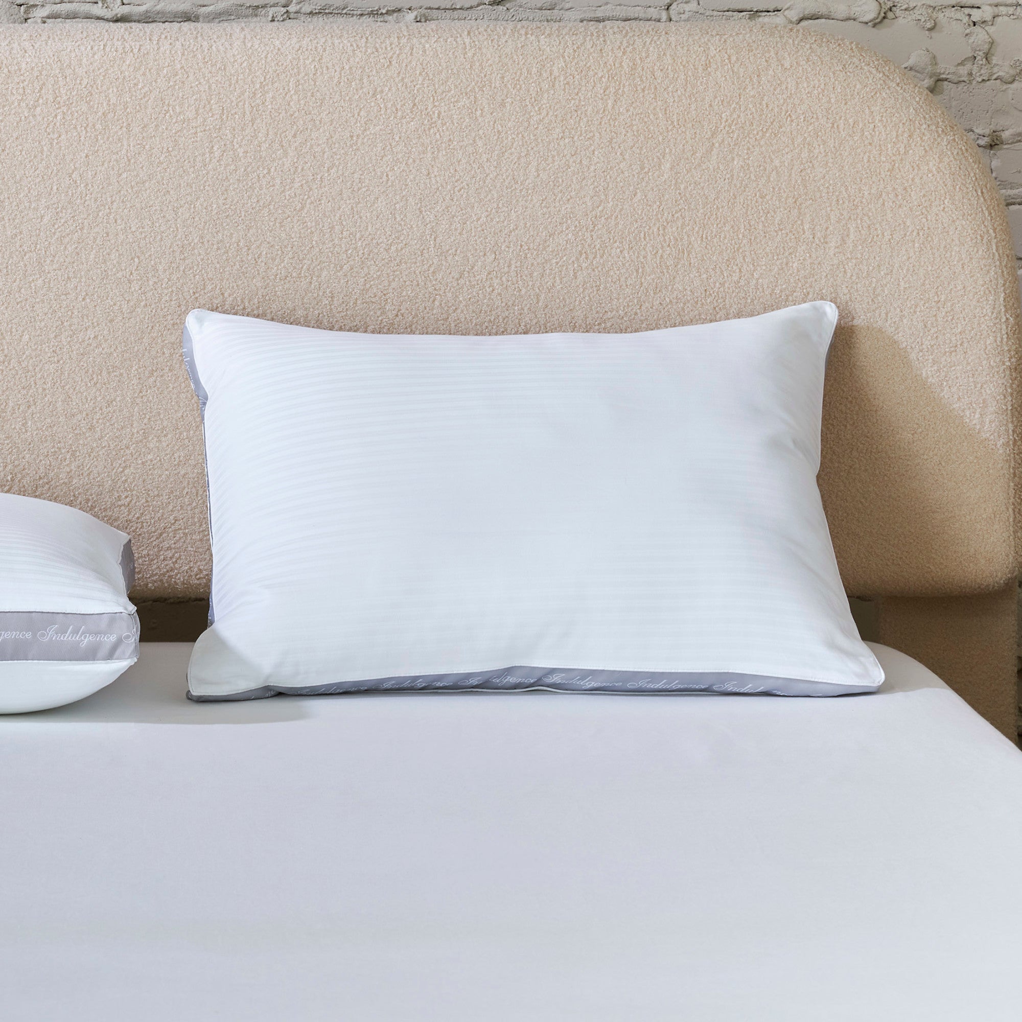 Carpenter Co. Indulgence Synthetic Down Pillow - Thumbnail 5