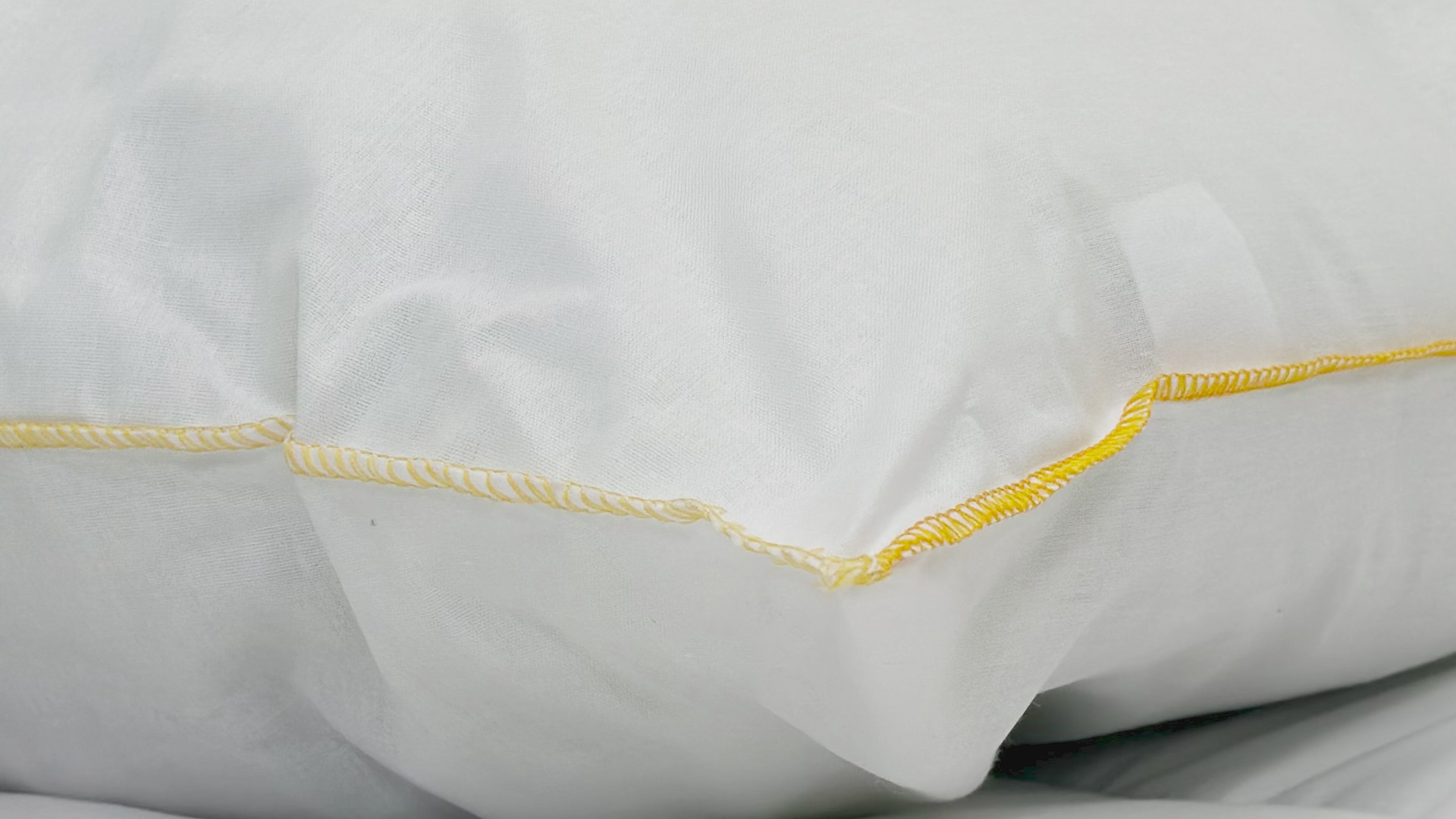 JS Fiber Super Gold Choice Pillow | Heavyweight