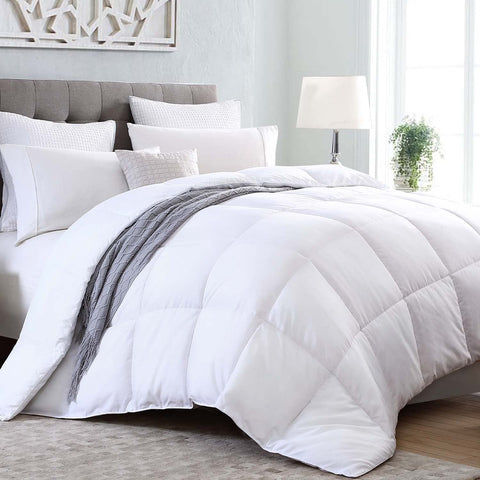 Final Sale: Pacific Coast Feather Two-Star Down Comforter | Lightweight